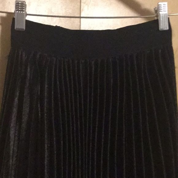 Sue Pleated Skirt Abigail - Picture 3 of 10